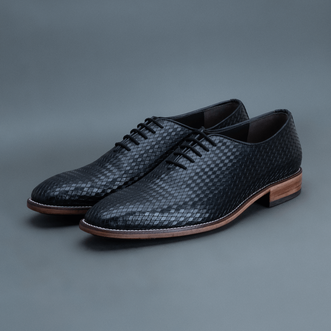 Apex WholeCut Oxford – Black - Image 2