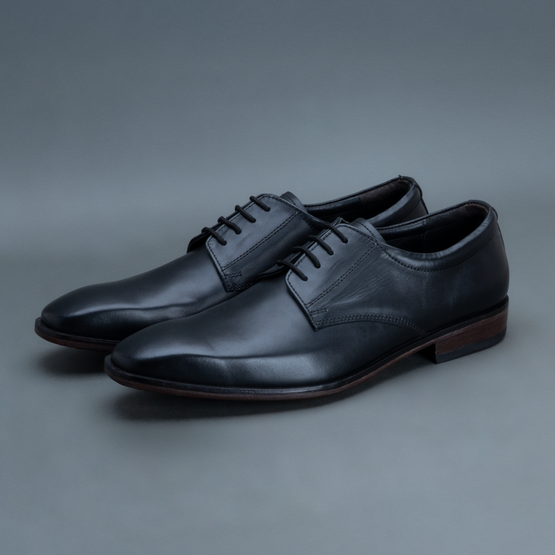 Fang Derby – Black - Image 2