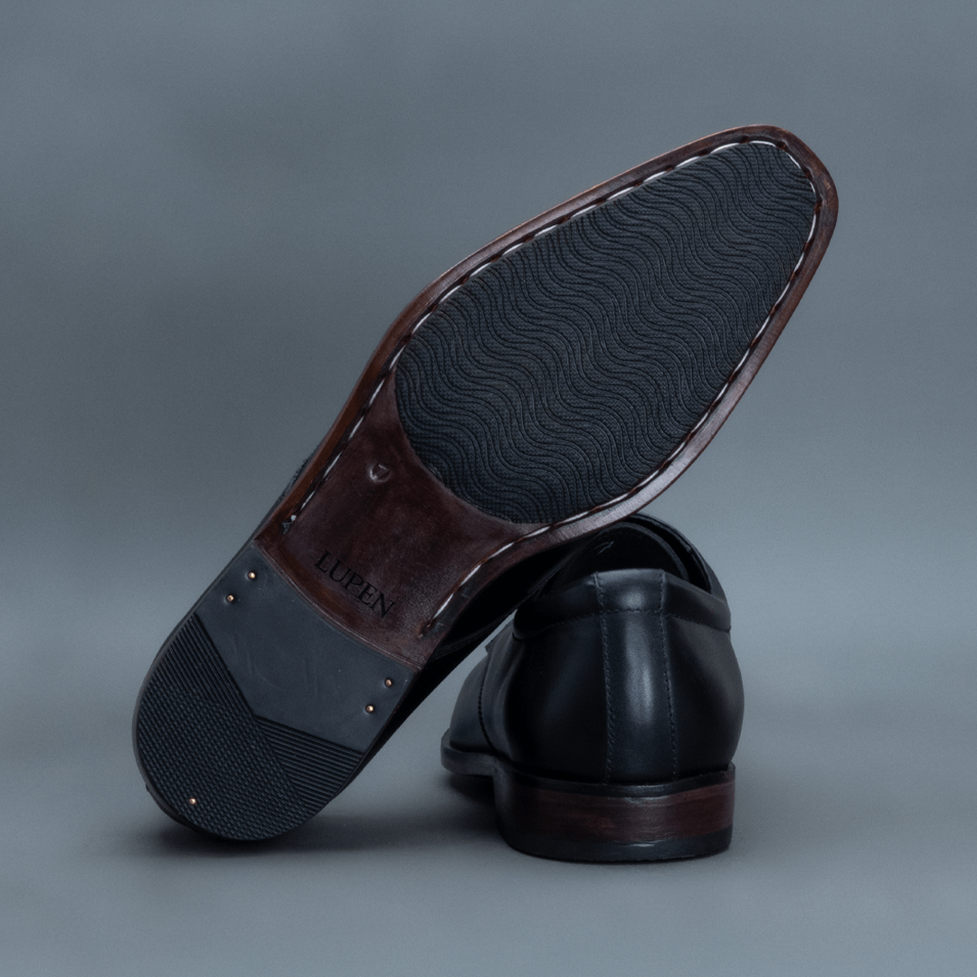 Fang Derby – Black - Image 5