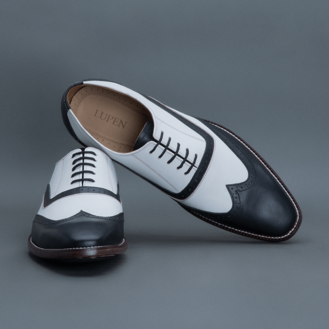 Apex Wingtip Oxford – Black & White